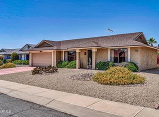 13926 W Oak Glen Dr, Sun City West, AZ 85375