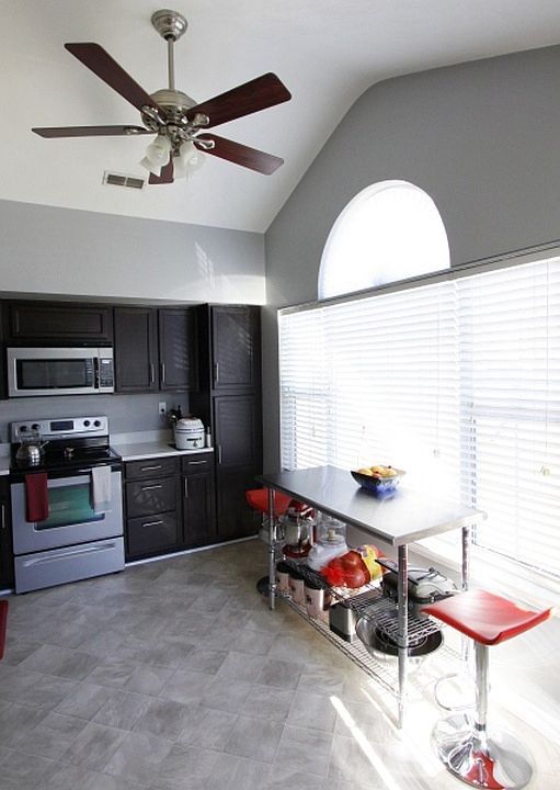 1st image of 111 Sheffield Way