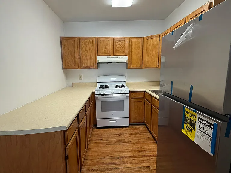1398 Fulton Ave #2 — Photo 2