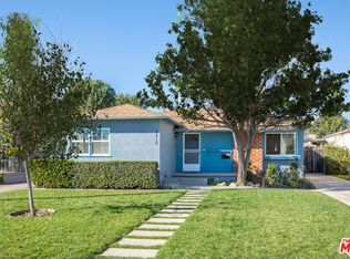 5815 Burnet Ave, Van Nuys, CA 91411