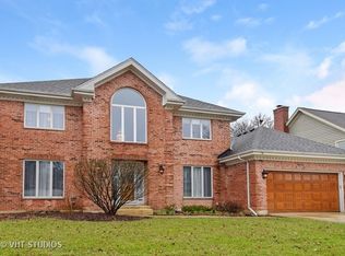 21W731 Clifford Rd, Glen Ellyn, IL 60137