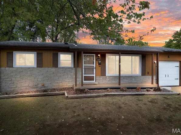6803 Cherryvale Dr, Hazelwood, MO 63042