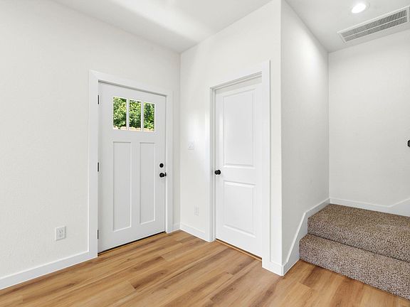 5th image of 6004 Bacher St #C/d