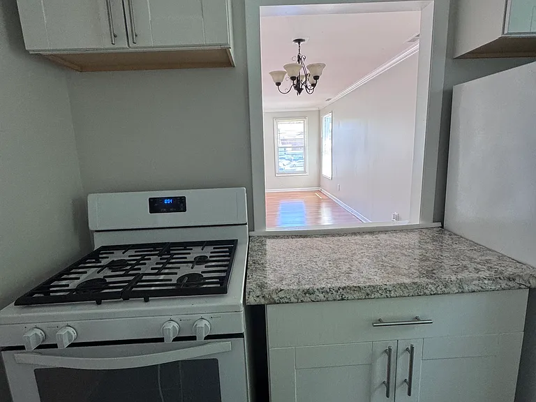 736 Savin Ave #2 — Photo 8