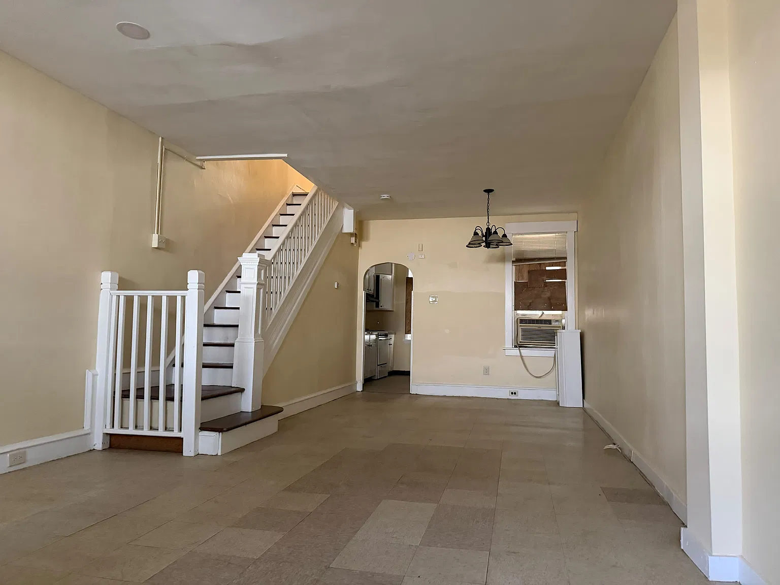 3 bed, 1209 sqft, $1,695 — Photo 3