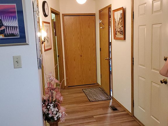 4th image of 5718 Stoney Pass Dr