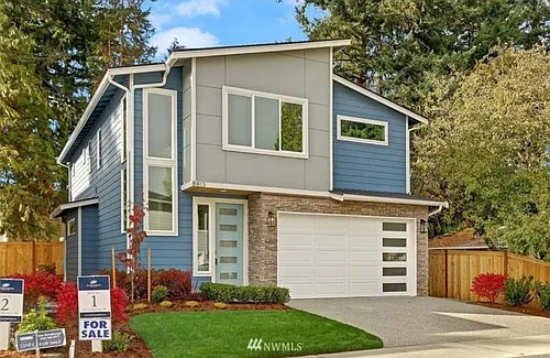 8813 223rd Pl SW Photo 1