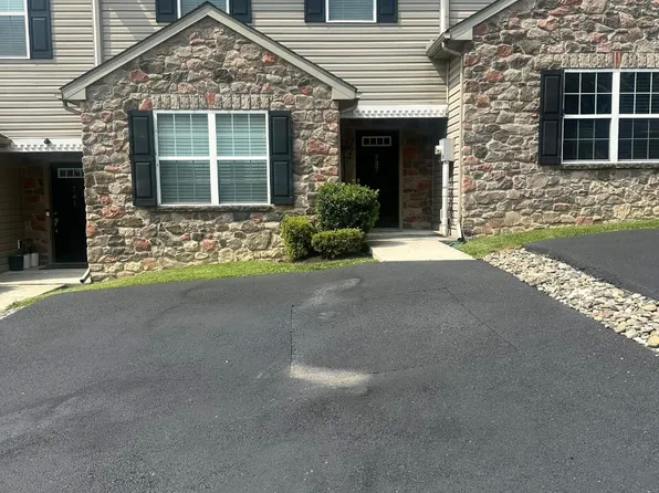 737 S 82nd St, Harrisburg, PA 17111