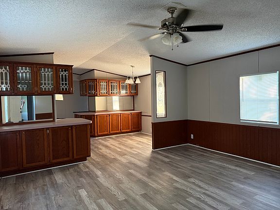 4th image of 59 Vinson Rd