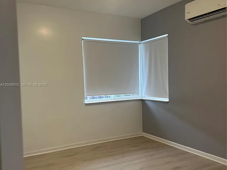 225 SE 16th Ave #2 — Photo 6