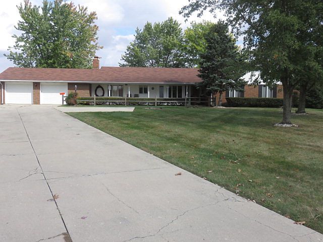 1st image of 1130 Blois Dr