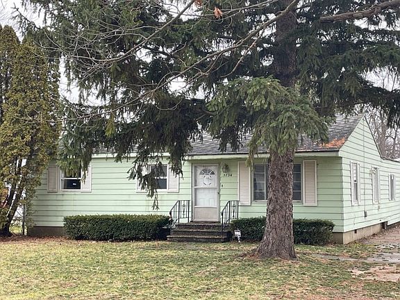 2nd image of 3234 W Sherman Ave