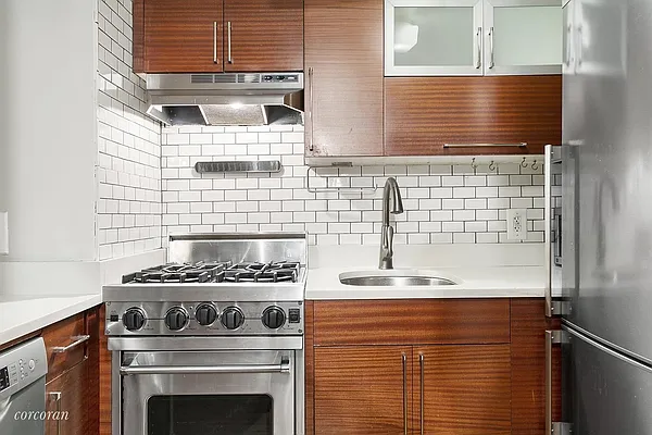 Rented by Corcoran | media 21