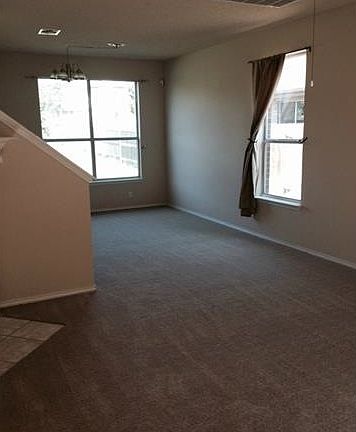 3rd image of 17117 Copperhead Dr