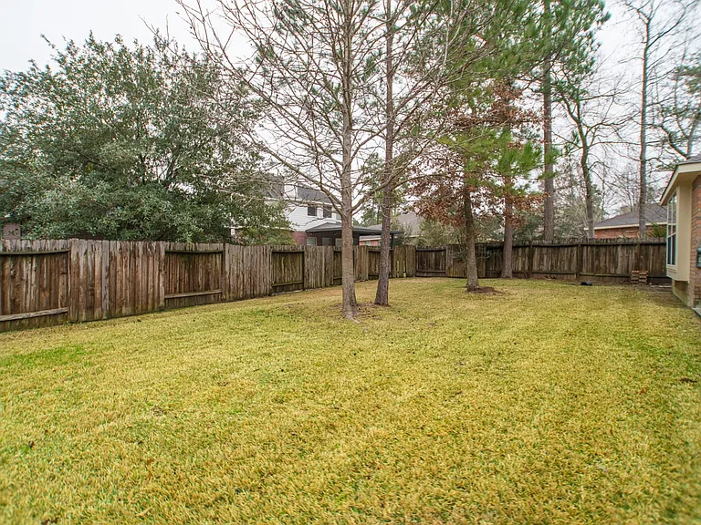 27 Gilmore Grove Pl — Photo 40
