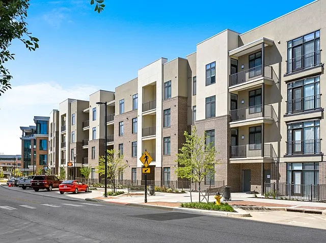 The District Flats — Photo 17