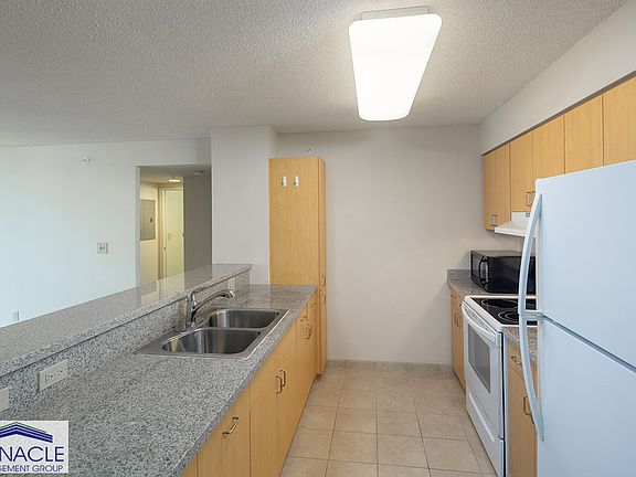 5th image of 1315 Kalakaua Ave APT 1911