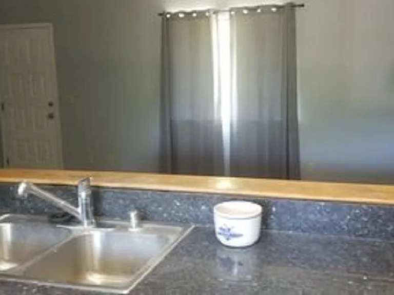 Kitchen to LR...door to backyard
