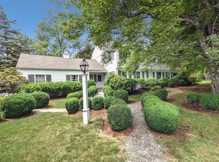 76 Soundview Ln, New Canaan, CT 06840