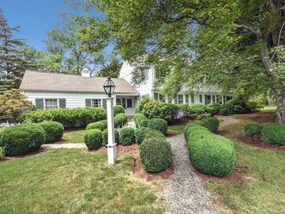 76 Soundview Ln, New Canaan, CT, 06840