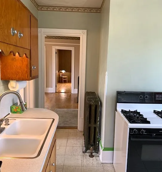 Kitchen to living room entrance