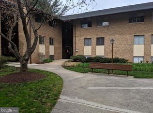 18808 Walkers Choice Rd #18808, Montgomery Village, MD 20886