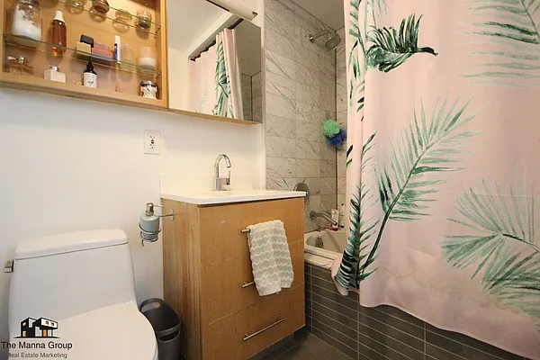 Rented by Bold New York | media 7