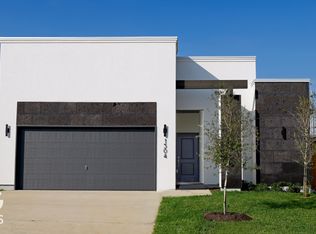 1504 Belgian Blue Loop, Laredo, TX 78046