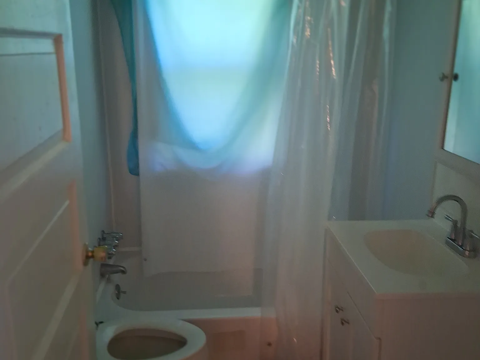 3 bed, $1,300 — Photo 3