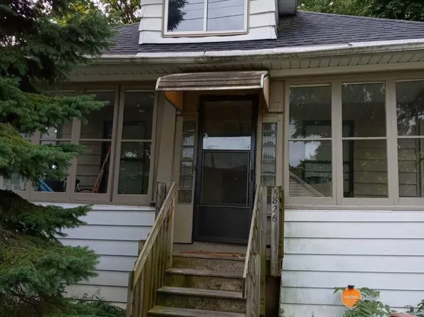 1826 Fletcher St, Lansing, MI 48910
