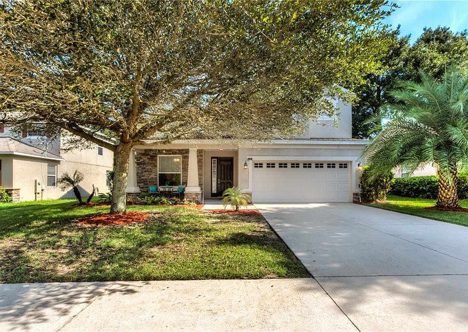1st image of 3263 Oak Brook Ln