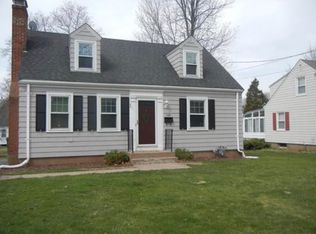 108 Avondale Rd, Manchester, CT 06042