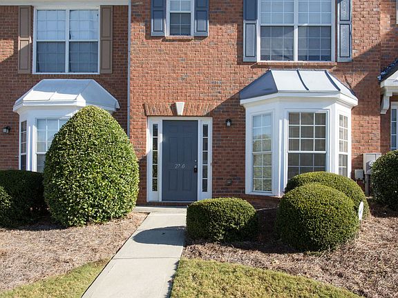3rd image of 2760 Parkway Cv