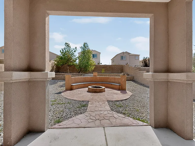 2323 Margarita Dr SE — Photo 40