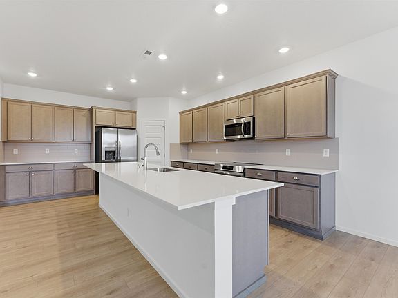 2nd image of 3084 S Coulter Ln