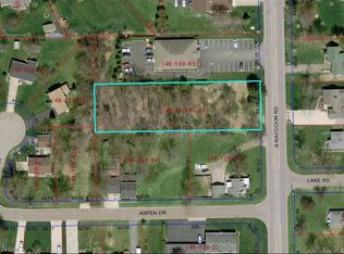 S Raccoon Rd, Youngstown, OH 44515