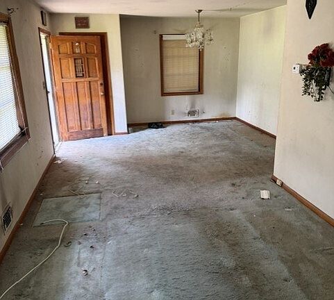 3rd image of 1792 Buckeye St SW