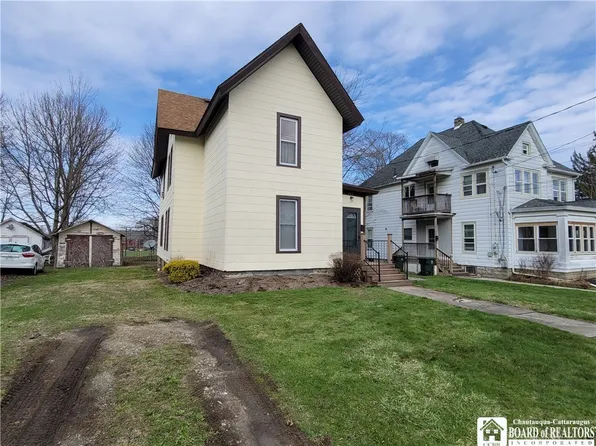 332 Palmer St, Jamestown, NY 14701