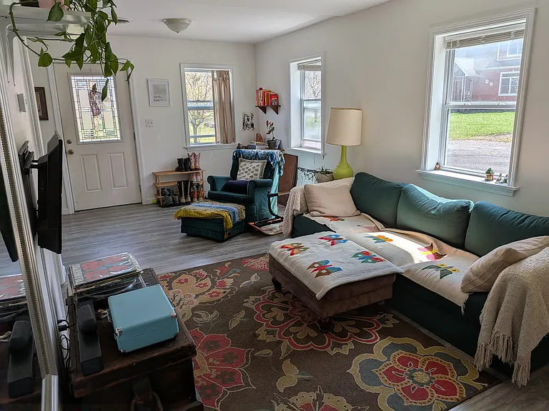 70 Webster Locks Rd — Photo 3
