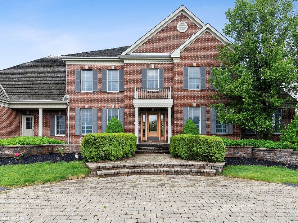 23914 N Hillfarm Rd, Lake Barrington, IL 60010 Zillow