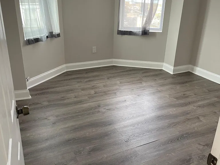 5046 Market St — Photo 5