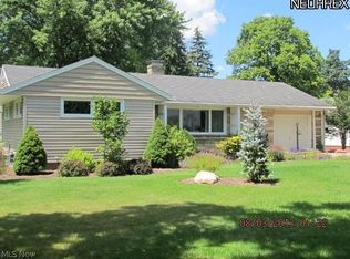 9122 S Leroy Rd, Westfield Center, OH 44251