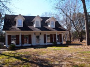 806 Timber Ln, Saraland, AL 36571