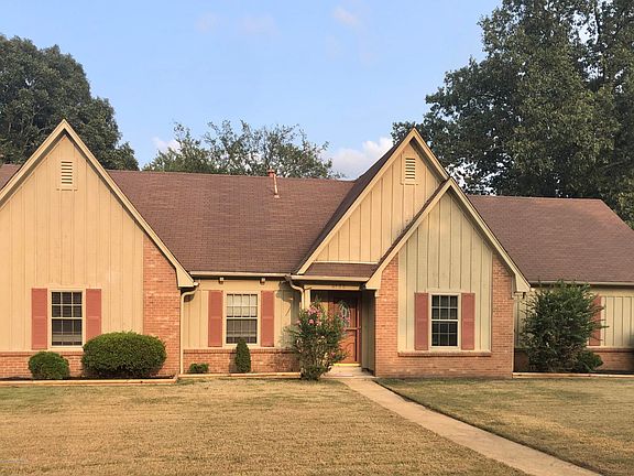 2nd image of 6488 Evergreen Dr