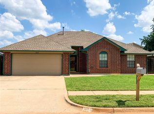 757 Heather Ter, Yukon, OK 73099