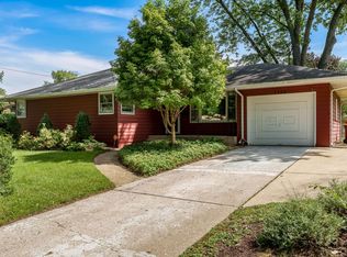 2508 Wyoming Dr, Rockford, IL 61108