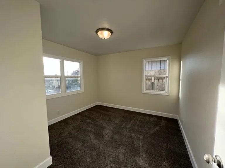 3223 Nevada St — Photo 12