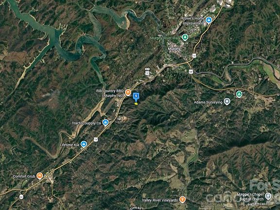4th image of 901 Canterbury Rd