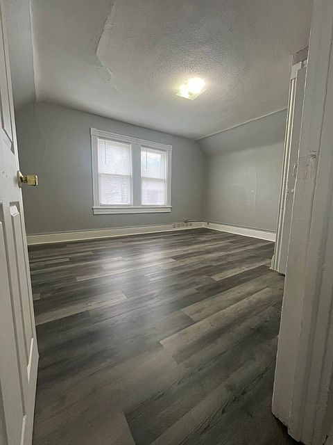 1st image of 124 7th St