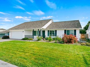 609 Jade Pl, Yakima, WA 98908